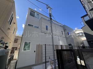 ファミーユ東武練馬外観写真