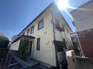 下井草３丁目宅　東側外観写真