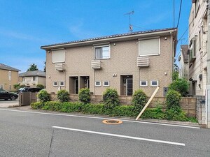 ヴィラージュ A棟外観写真