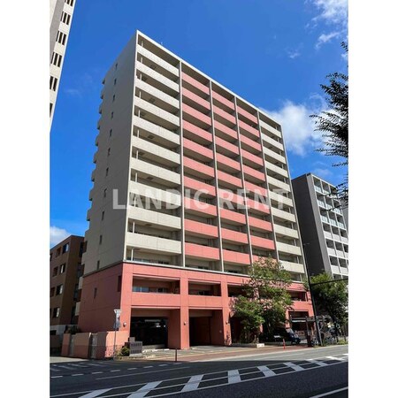 クリムゾン吉塚外観写真