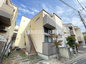 パステルハイツ博多外観写真