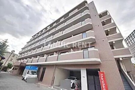 ビジネス・ワン六本松外観写真