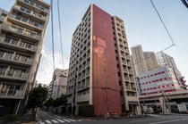 ゆりかもめ 芝浦ふ頭駅 13階建 築19年の外観写真