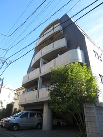 Ｃｕｏｒｅ　ｎｅｚｕ　Ｄｕｅ（クオーレネヅドゥーエ）の外観写真