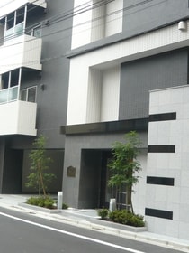 都営大江戸線 両国駅 12階建 築14年の外観写真