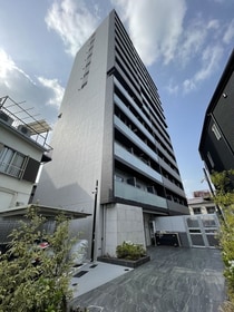 日比谷線 南千住駅 13階建 築5年の外観写真