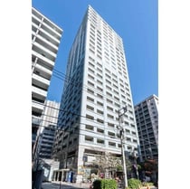 丸ノ内線 新宿御苑前駅 25階建 築23年の外観写真