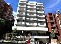 千代田線 千駄木駅 12階建 築55年の外観写真