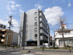 イーストコート外観写真