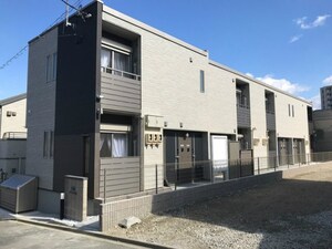 クレイノル　シェノン川名外観写真