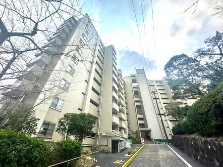 西一社第二団地１０２棟６０７号外観写真