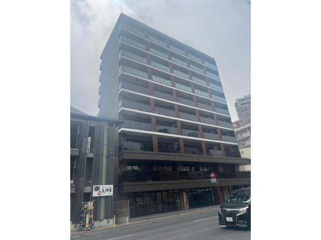 リファレンス六本松の物件外観写真