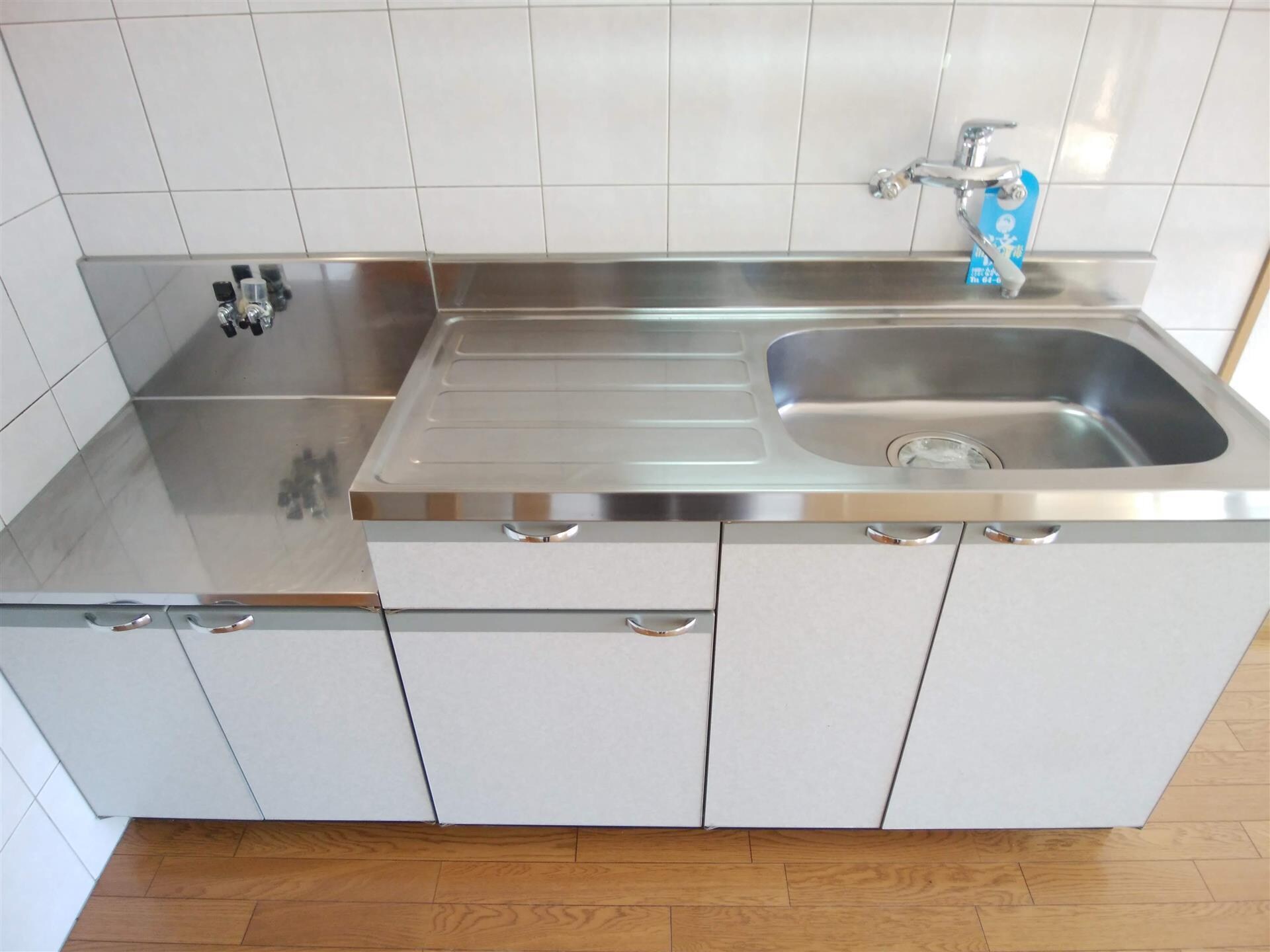 物件内観写真6　(キッチン　※実部屋は反転)