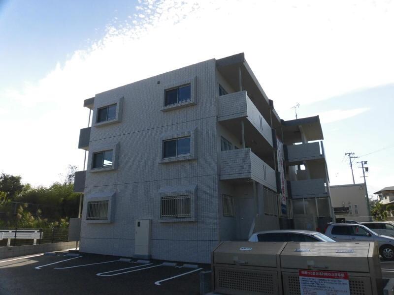 物件外観写真2　(外観)