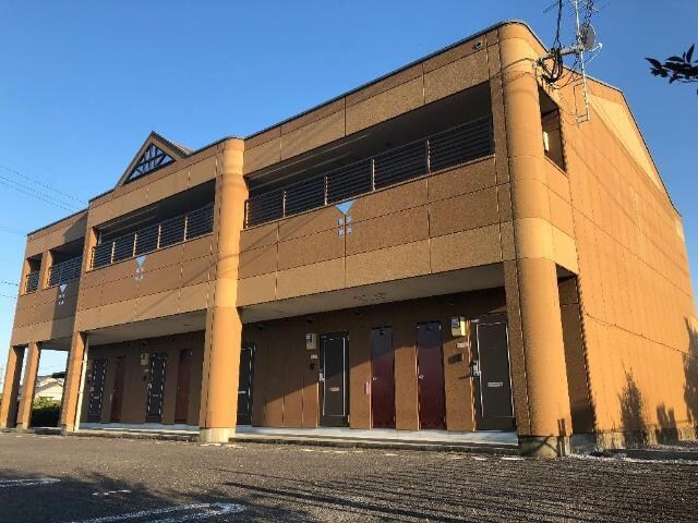 物件外観写真1　(外観写真（昼）)