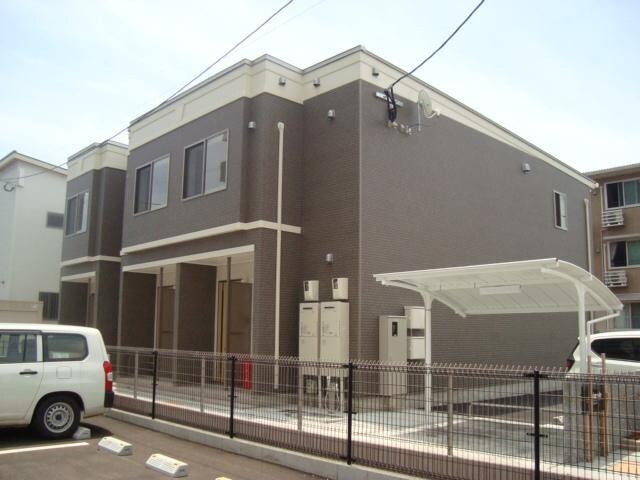 物件外観写真1　(外観写真（昼）)