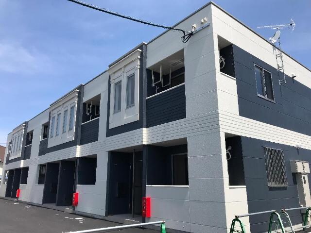 物件外観写真1　(外観写真（昼）)