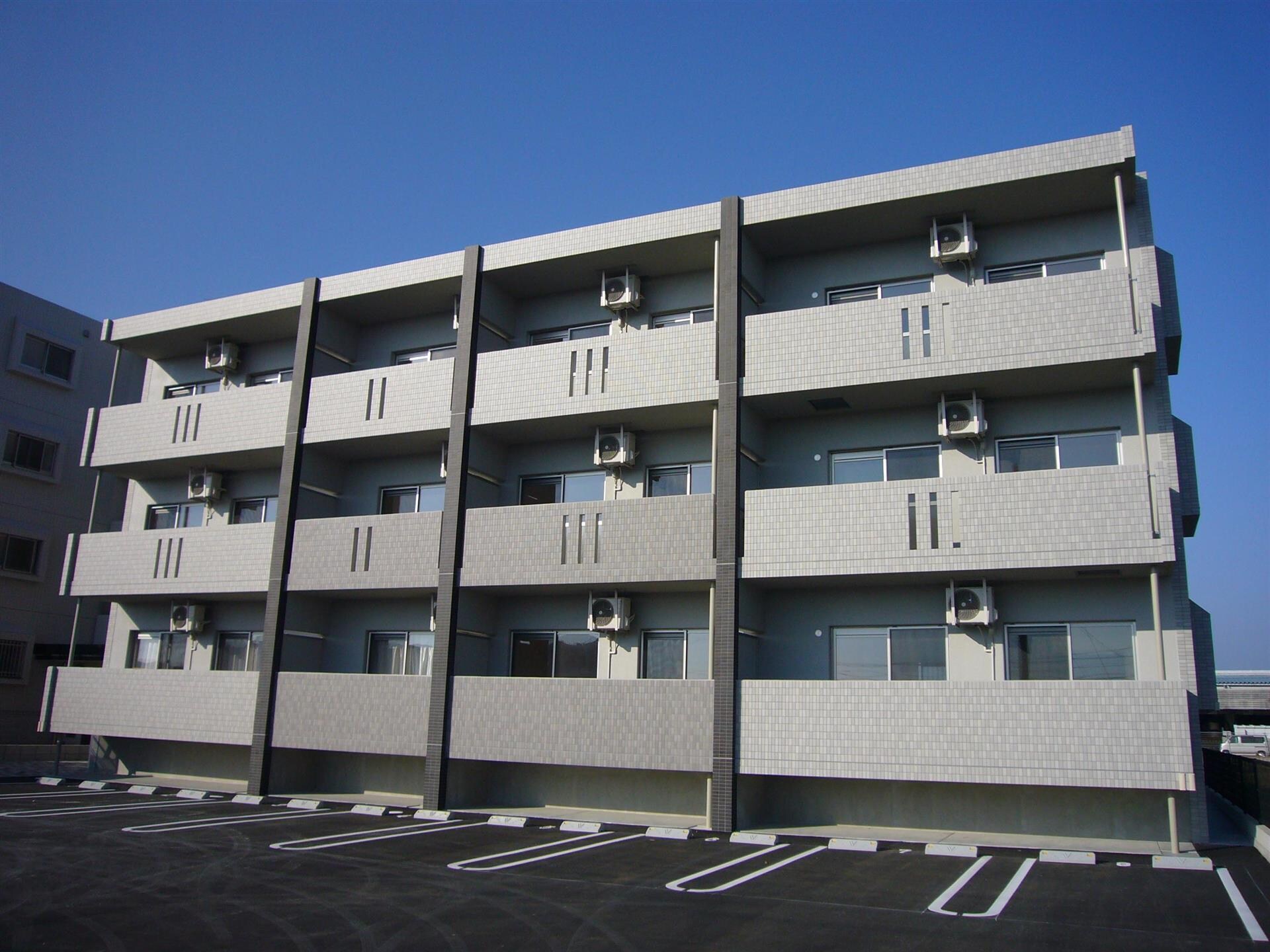 物件外観写真1　(外観)