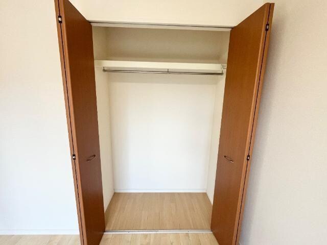物件内観写真9　(クローゼット)