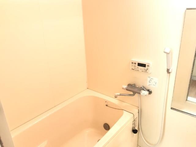 物件内観写真7　(ユニットバス)