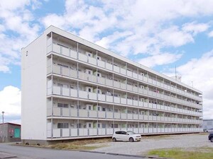 ビレッジハウス津沢2号棟外観写真