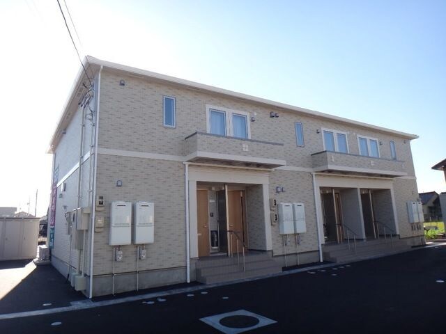 ユニヴァリィ　コンフォルトの物件外観写真