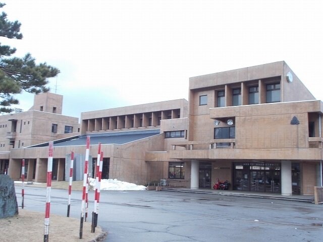 物件外観写真8　(城端中学校まで2500m)