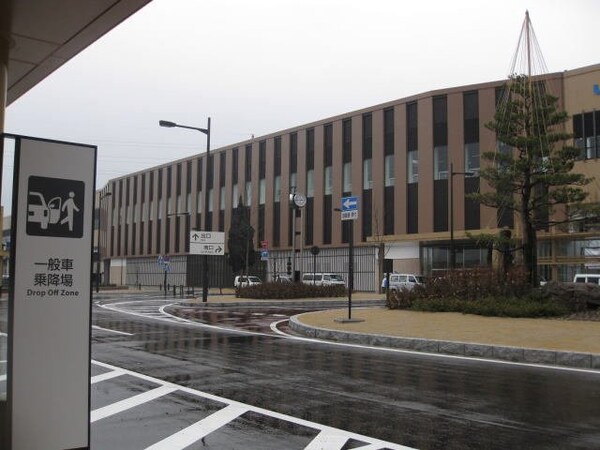 周辺環境(ＪＲ新高岡駅まで2000m)