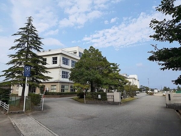 周辺環境(北部中学校まで1500m)