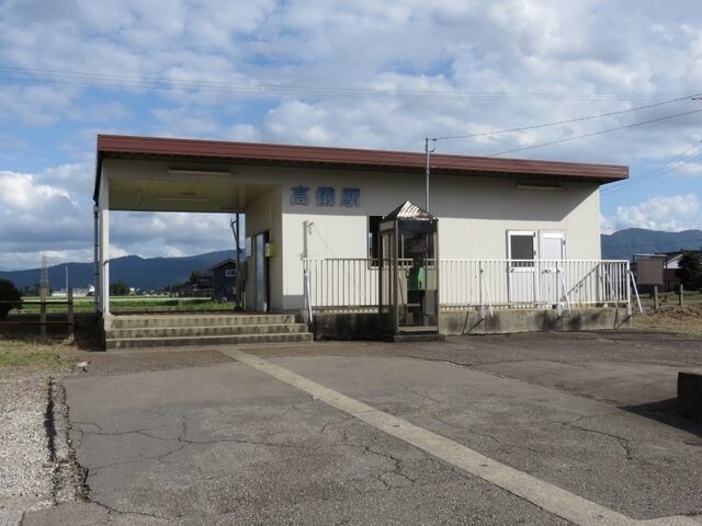 物件外観写真3　(高儀駅まで880m)