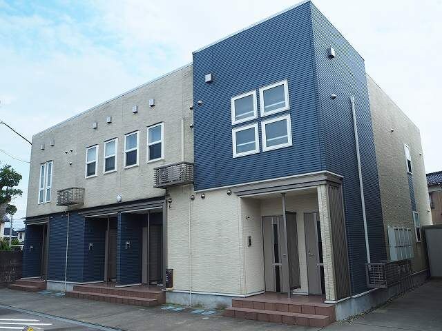 フルールⅢの物件外観写真