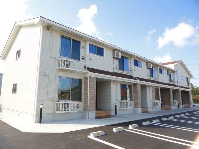 マウントック・フェザントの物件外観写真