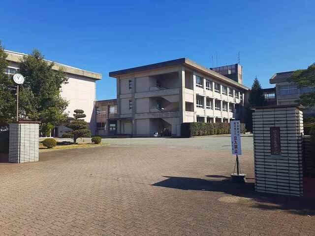 物件外観写真7　(庄西中学校まで2500m)