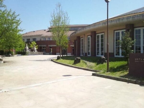 周辺環境(出町小学校まで500m)