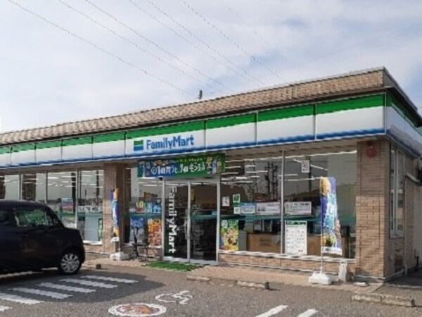 周辺環境(ファミリーマート富山茶屋町店まで400m)