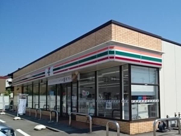 周辺環境(セブンイレブン富山城南公園前店まで600m)