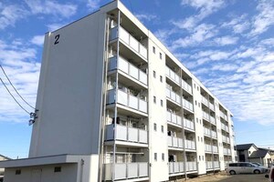 ビレッジハウス高岡野村2号棟外観写真