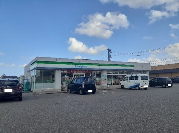 周辺環境(ファミリーマート高岡姫野店まで230m)