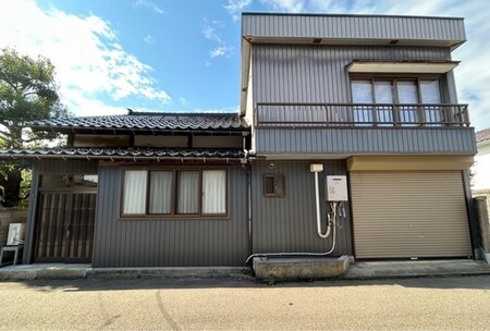 高岡あわら町戸建外観写真