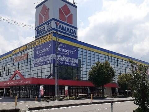 物件外観写真6　(ヤマダデンキ富山婦中店まで3100m)