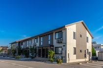 富山地方鉄道富山港線 城川原駅 2階建 築6年の外観写真