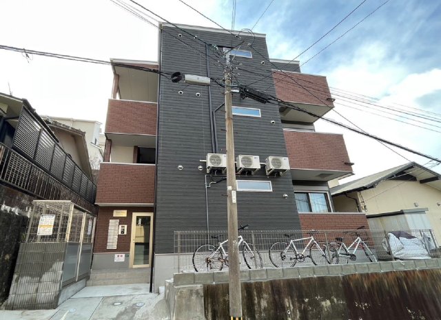 Crecia香椎