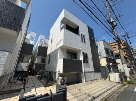 GRANDTIC PRESTON西新南外観写真