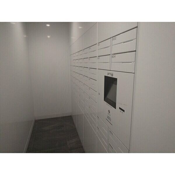 物件内観写真16　(集合ポスト)