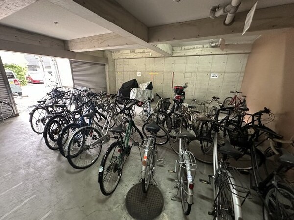 建物設備(駐輪場)