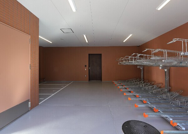 建物設備(駐輪場)