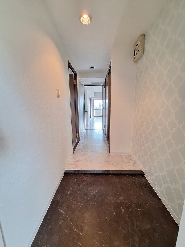 物件内観写真15　(室内通路)