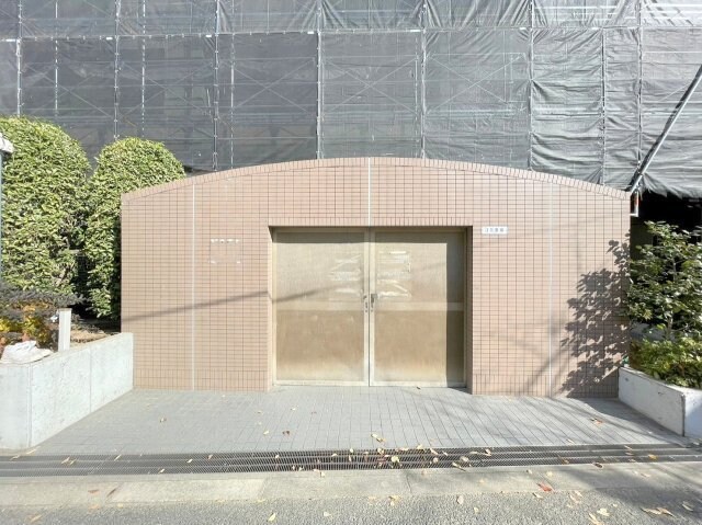 物件内観写真15　(ゴミ置き場)