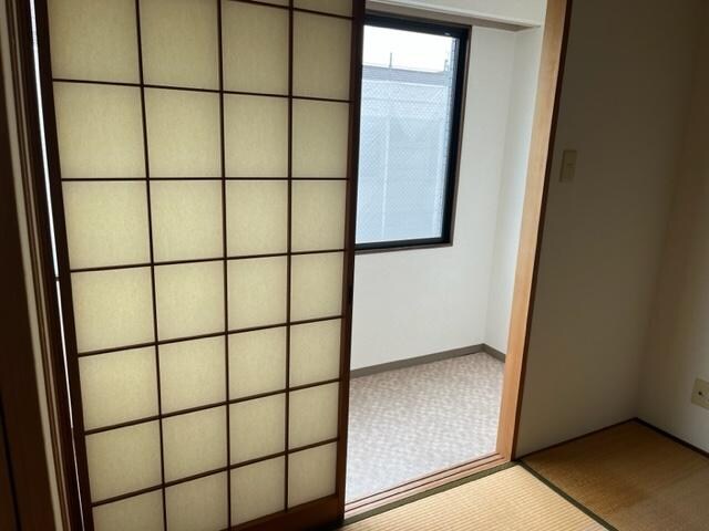 物件内観写真8　(サンルーム)