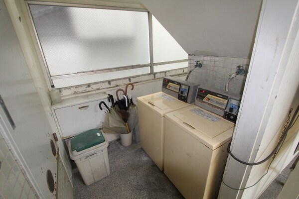 敷地内/建物
